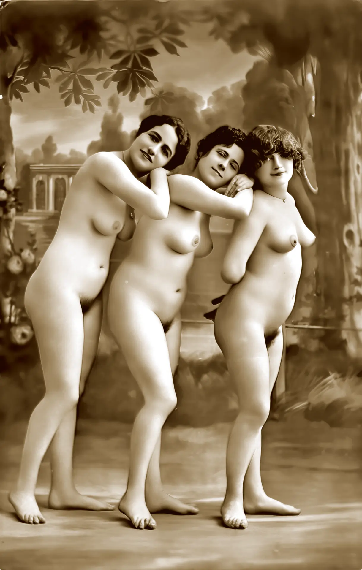 Three chubby antique beauties with small boobs lean on each other